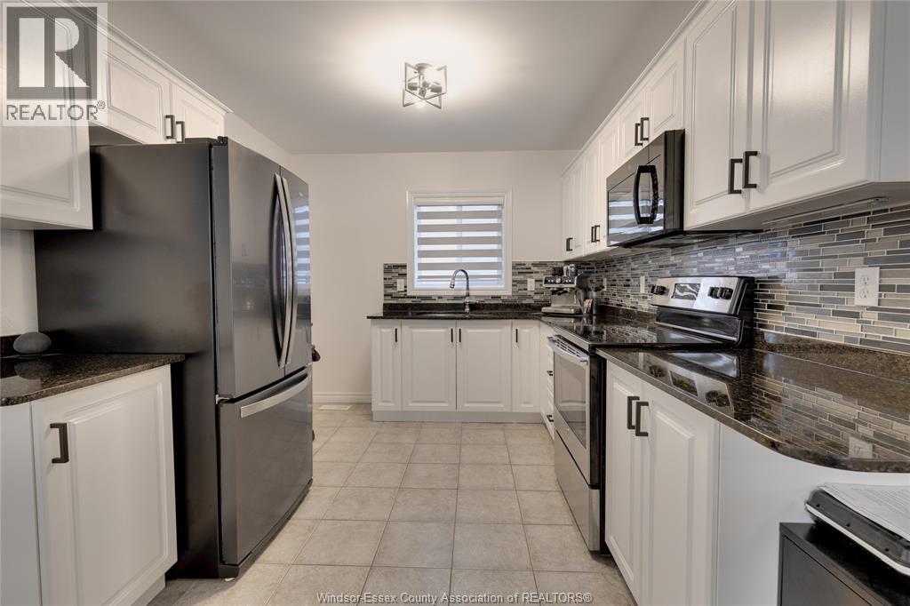 2446 Gatwick Avenue, Windsor, Ontario N8P 1Y7 - Photo 18 - 25028478