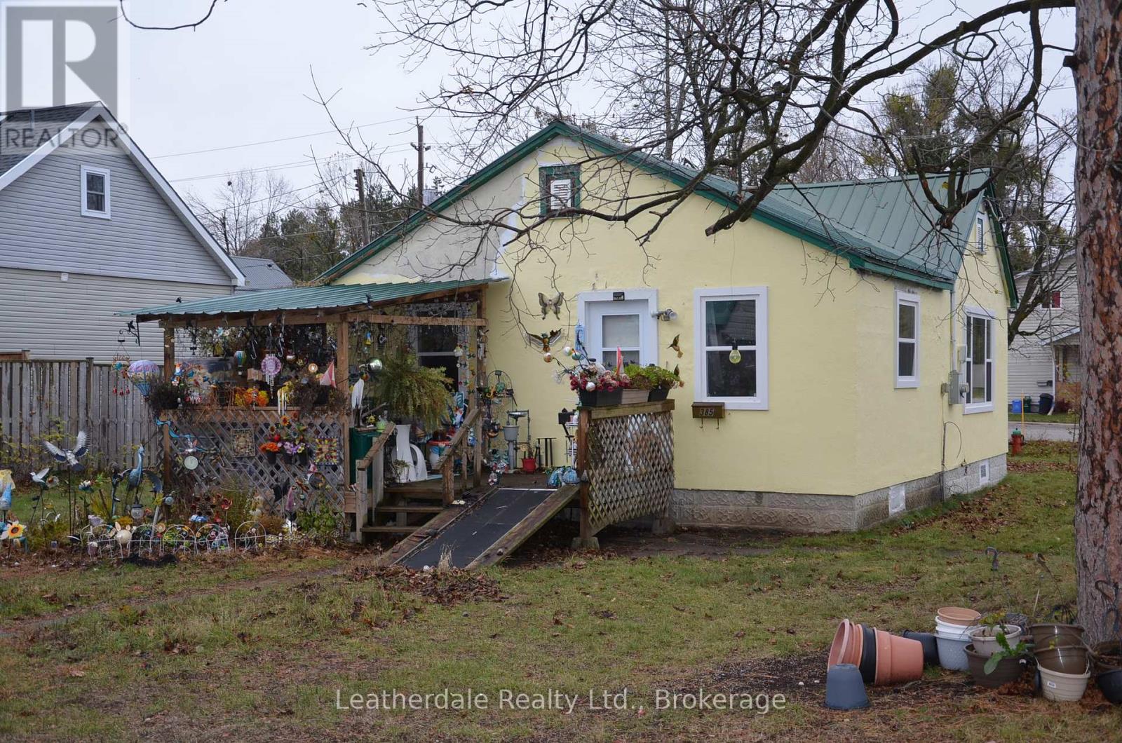 385 Mary Street, Orillia, Ontario  L3V 3G4 - Photo 3 - S12529494