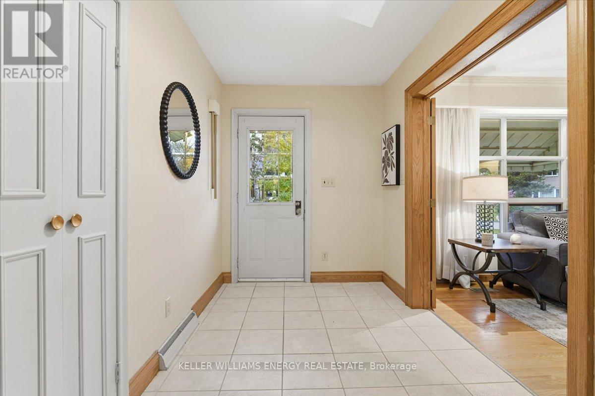 767 Jasmine Crescent, Oshawa, Ontario  L1G 3C5 - Photo 5 - E12529530