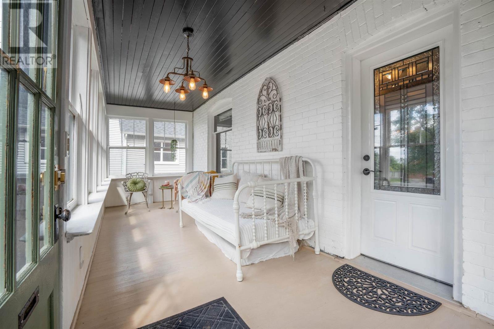 59 Lansdowne Ave, Sault Ste Marie, Ontario  P6B 1K5 - Photo 3 - SM252549