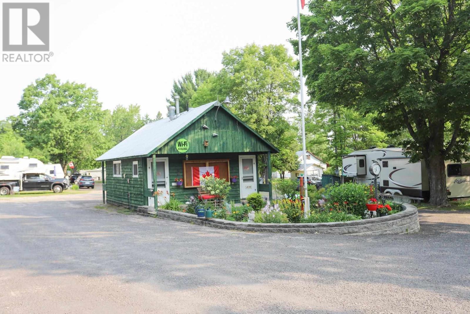 3020 Bowker St, Village Of Hilton Beach, Ontario  P0R 1G0 - Photo 15 - SM252860