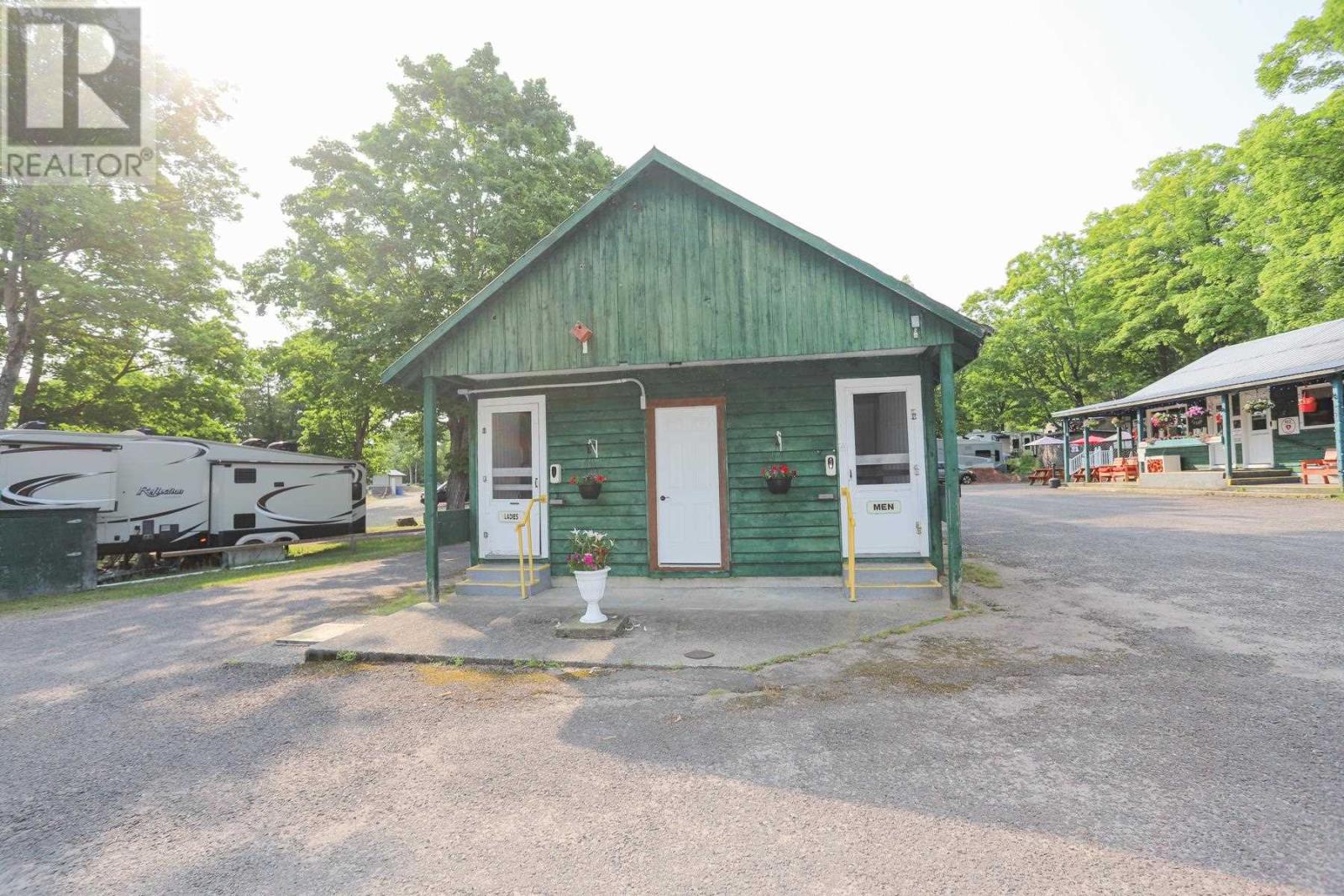 3020 Bowker St, Village Of Hilton Beach, Ontario  P0R 1G0 - Photo 16 - SM252860