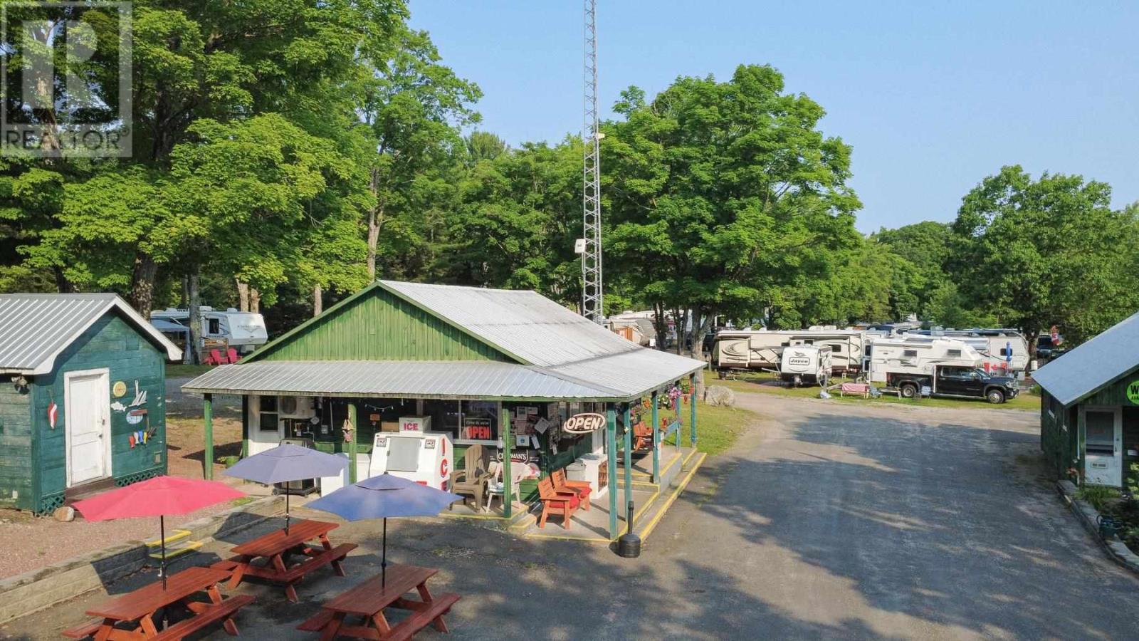 3020 Bowker St, Village Of Hilton Beach, Ontario  P0R 1G0 - Photo 18 - SM252860