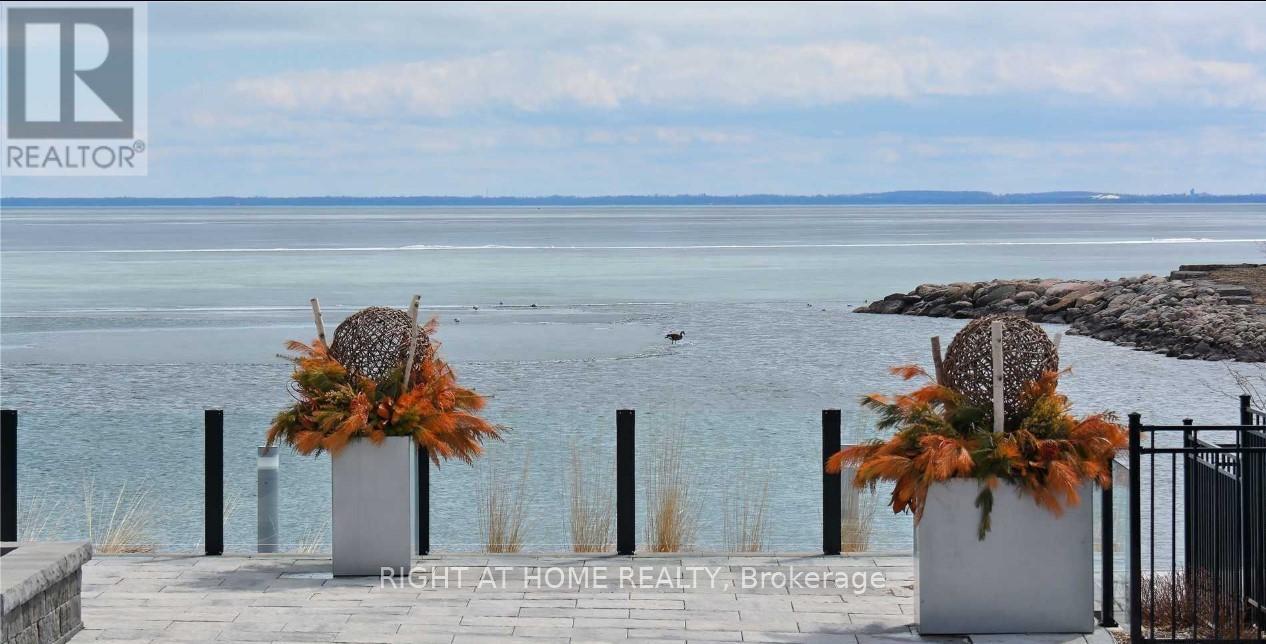 155 - 333 Sunseeker Avenue, Innisfil, Ontario  L9S 0J7 - Photo 2 - N12529400