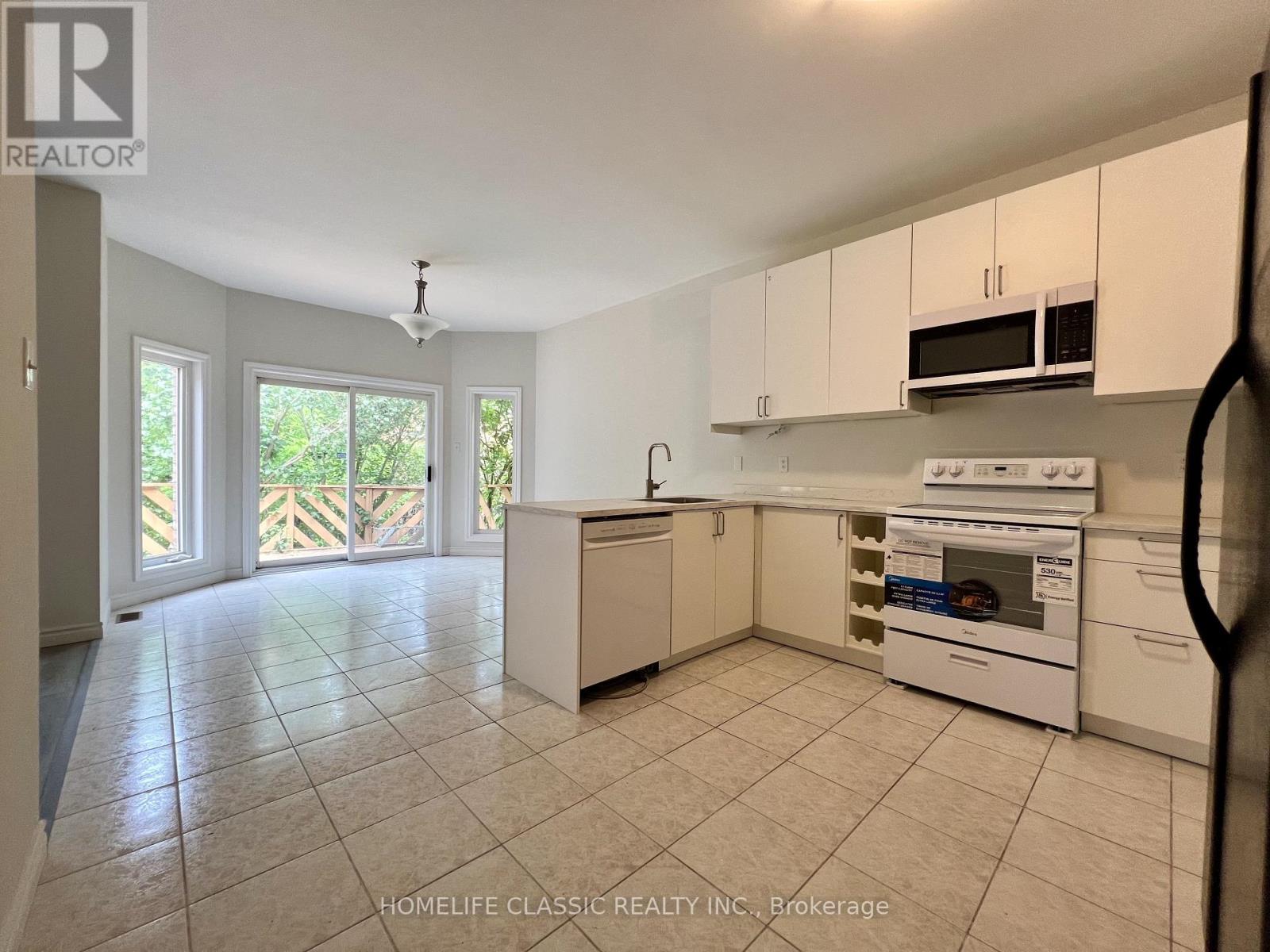 282 Elgin Mills Road W, Richmond Hill, Ontario  L4C 4M2 - Photo 8 - N12529456