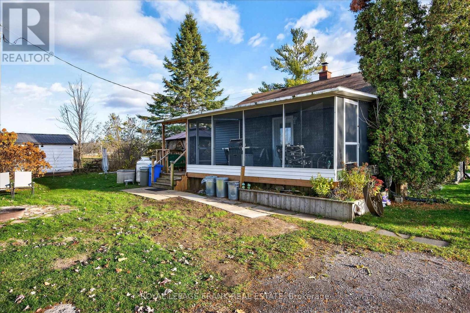 2140 Highway 7, Otonabee-South Monaghan, Ontario K0L 2B0 - Photo 15 - X12529546