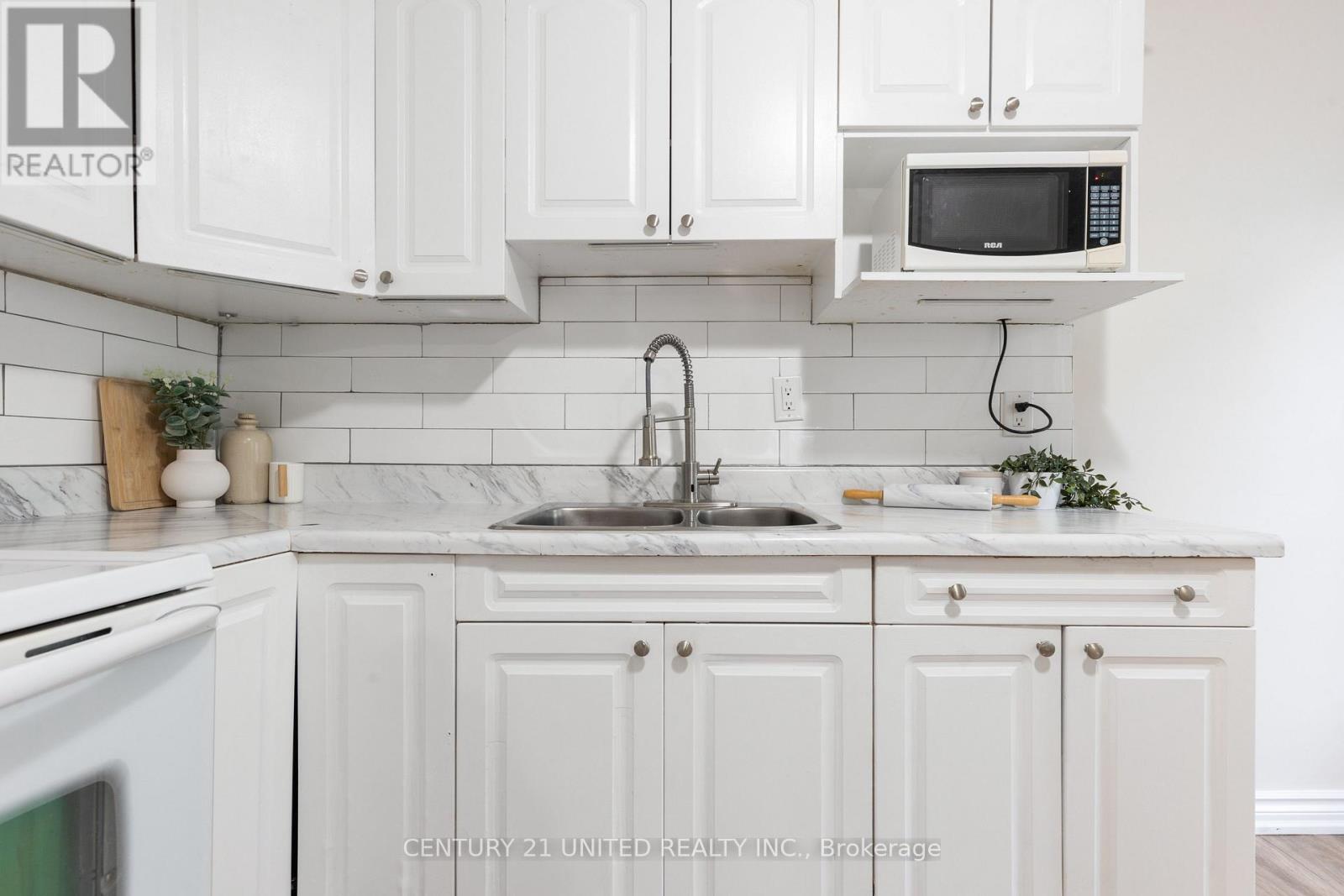 26 Park Street N, Peterborough, Ontario  K9J 3V4 - Photo 14 - X12529562