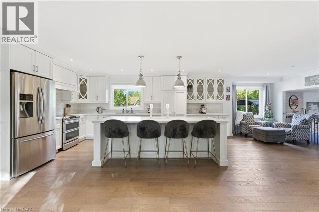 7 Kenmore Crescent, St. Catharines, Ontario  L2N 4S4 - Photo 6 - 40781910