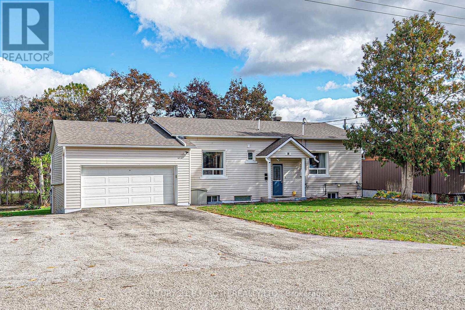 16 First Street, Orillia, Ontario  L3V 4A9 - Photo 5 - S12529378