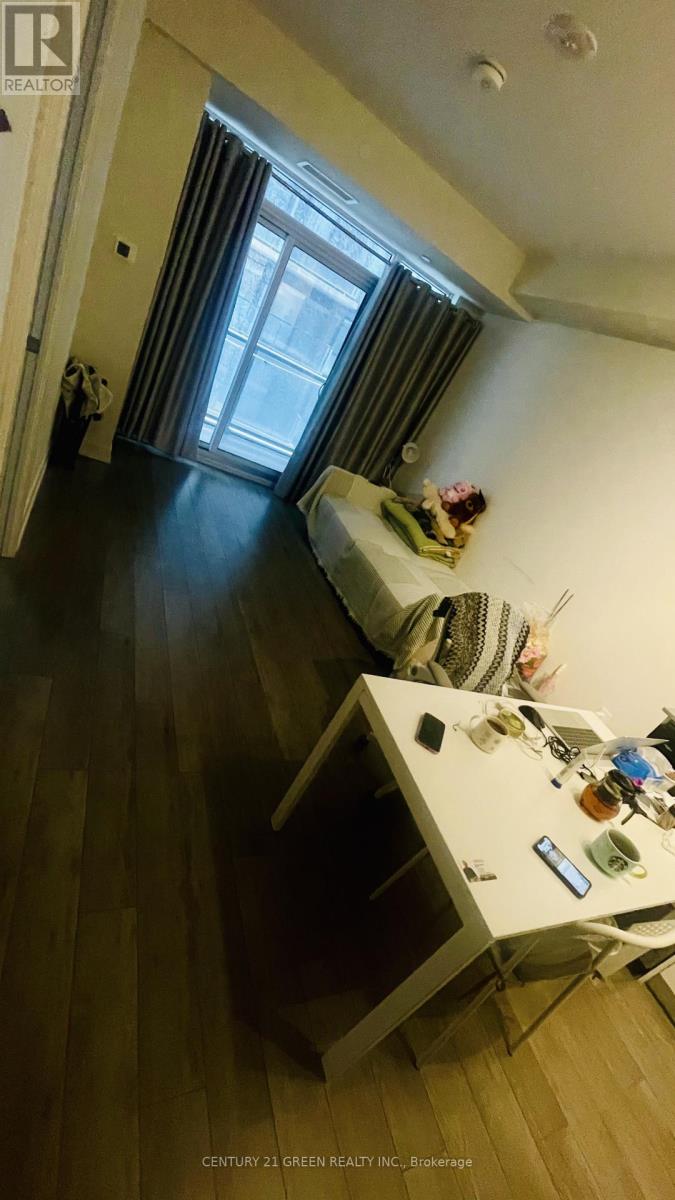 712 - 212 King William Street, Hamilton, Ontario L8N 1B5 - Photo 6 - X12525582