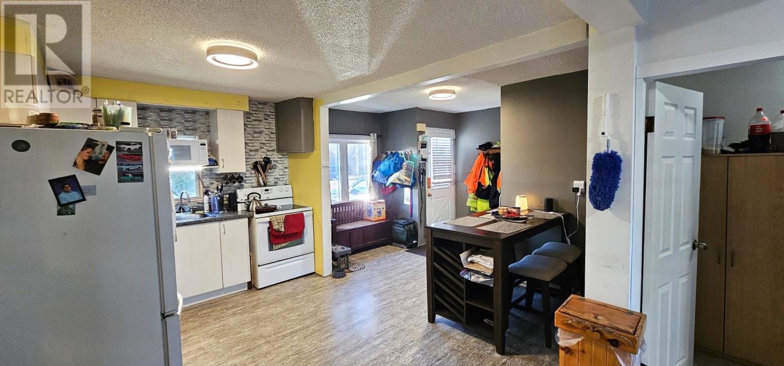 141 Federation St, Thessalon, Ontario  P0R 1L0 - Photo 15 - SM253230