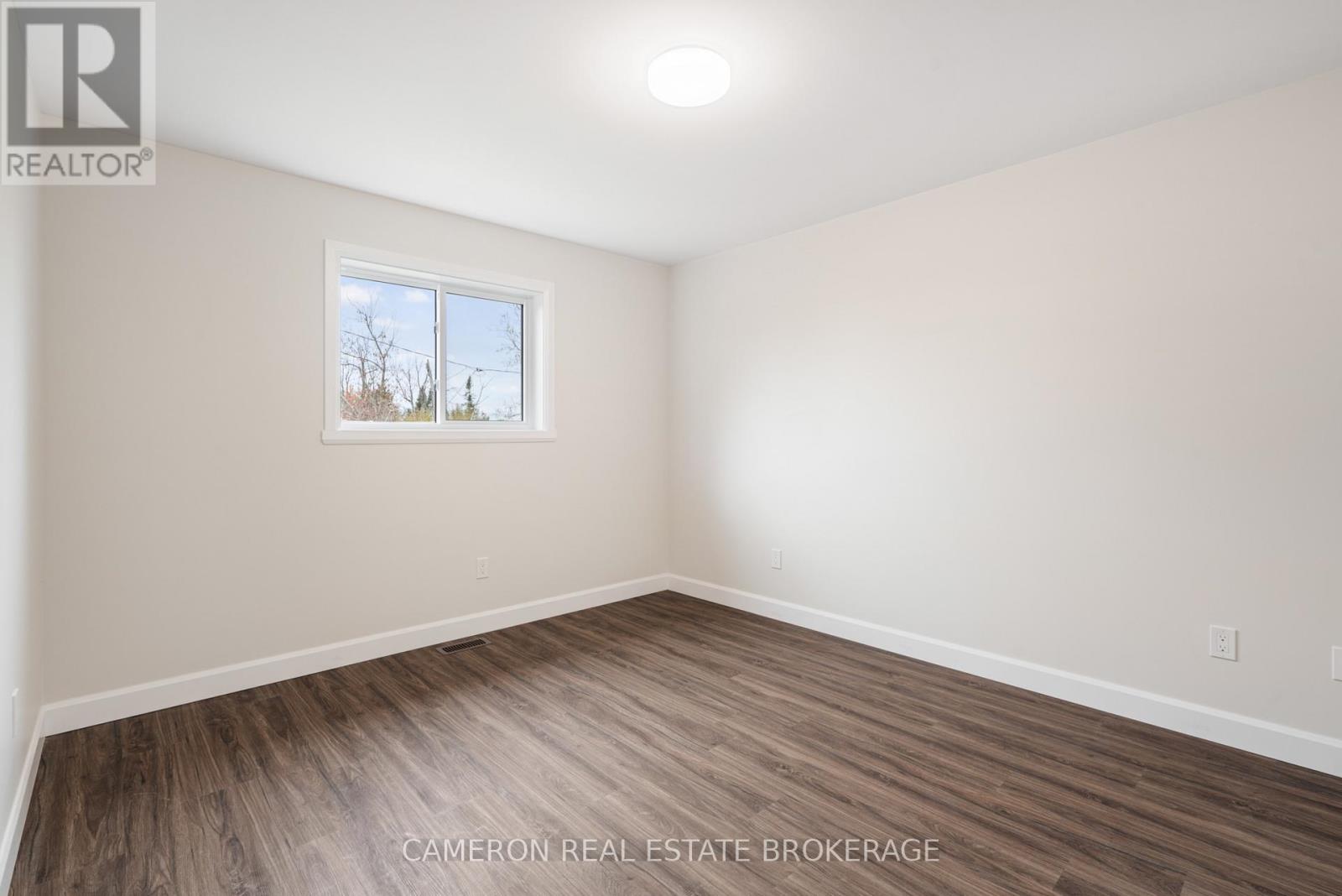 14 Portland Drive, Cornwall, Ontario  K6H 0J4 - Photo 12 - X12529510