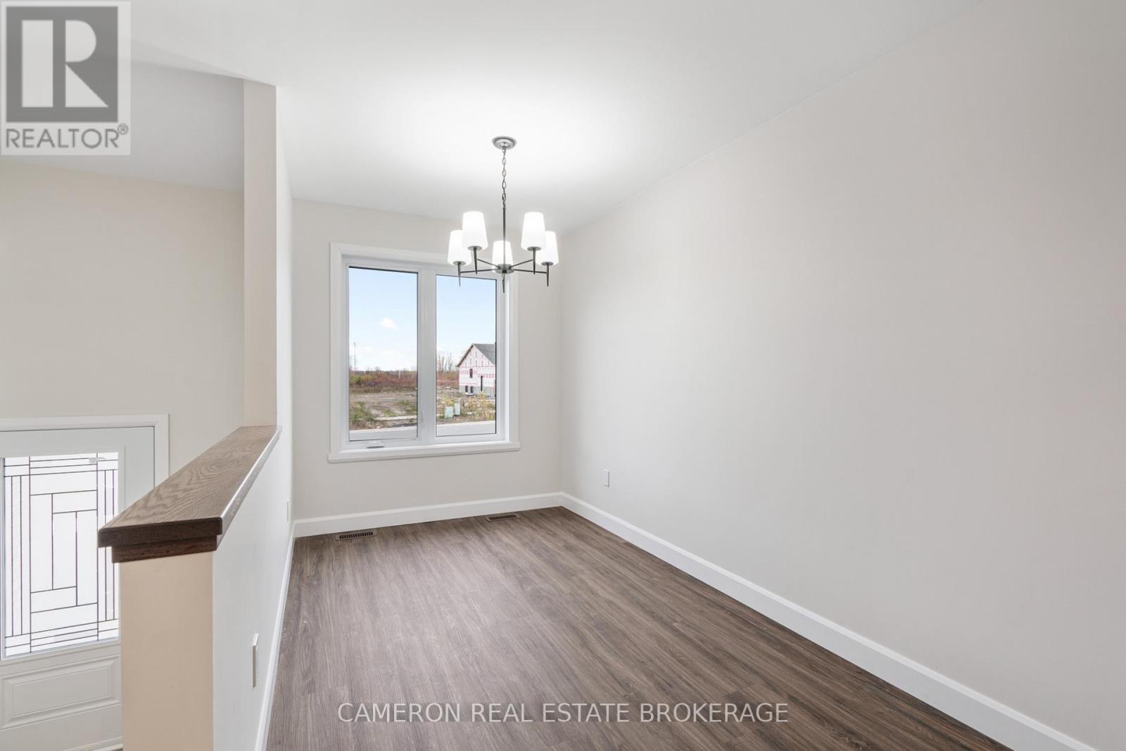 14 Portland Drive, Cornwall, Ontario  K6H 0J4 - Photo 5 - X12529510