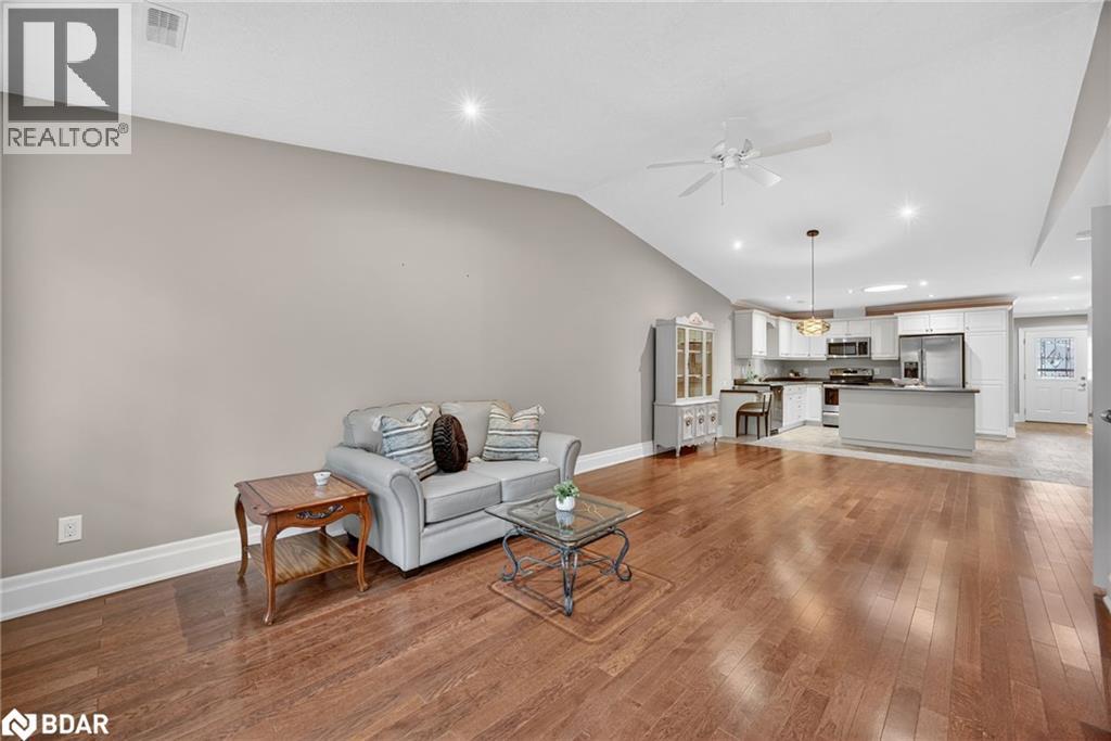 53 Clover Crescent, Wasaga Beach, Ontario  L9Z 0G4 - Photo 16 - 40785127