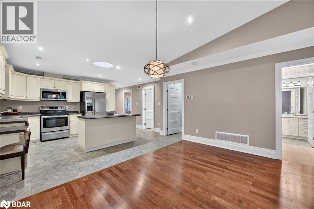 53 Clover Crescent, Wasaga Beach, Ontario  L9Z 0G4 - Photo 9 - 40785127