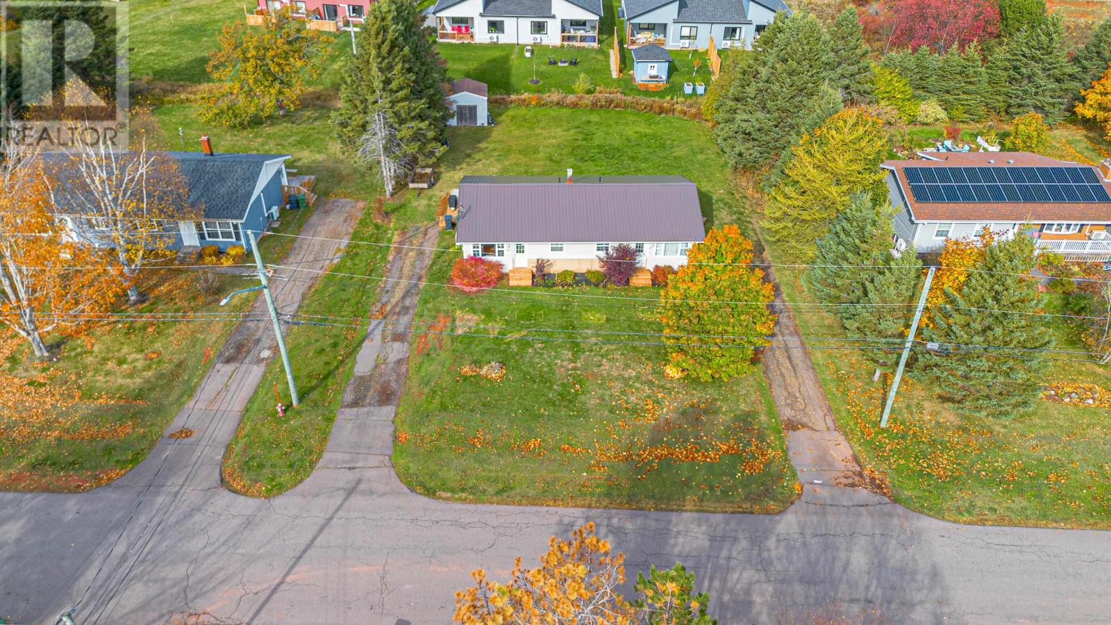 21-23 Thorndale Avenue, Charlottetown, Prince Edward Island  C1E 1T1 - Photo 4 - 202527643