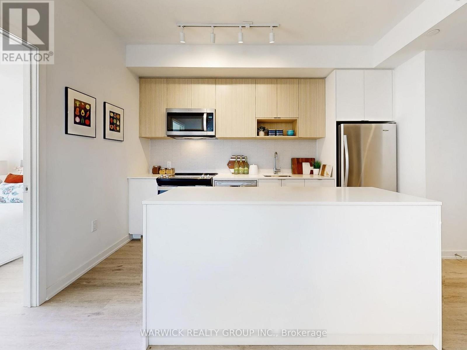 525 - 4365 Bloor Street W, Toronto, Ontario  M9C 1R3 - Photo 13 - W12529388