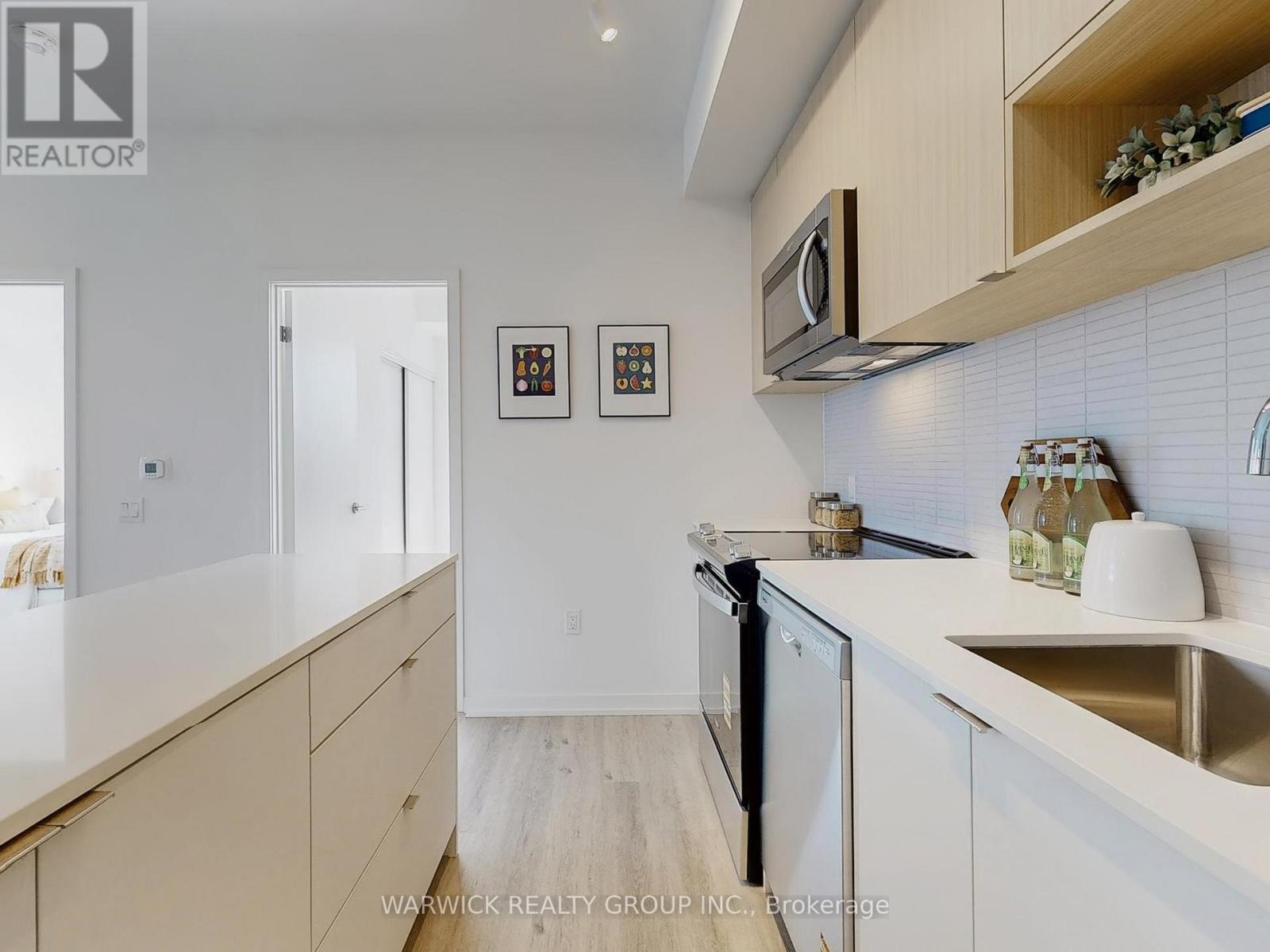 525 - 4365 Bloor Street W, Toronto, Ontario  M9C 1R3 - Photo 15 - W12529388