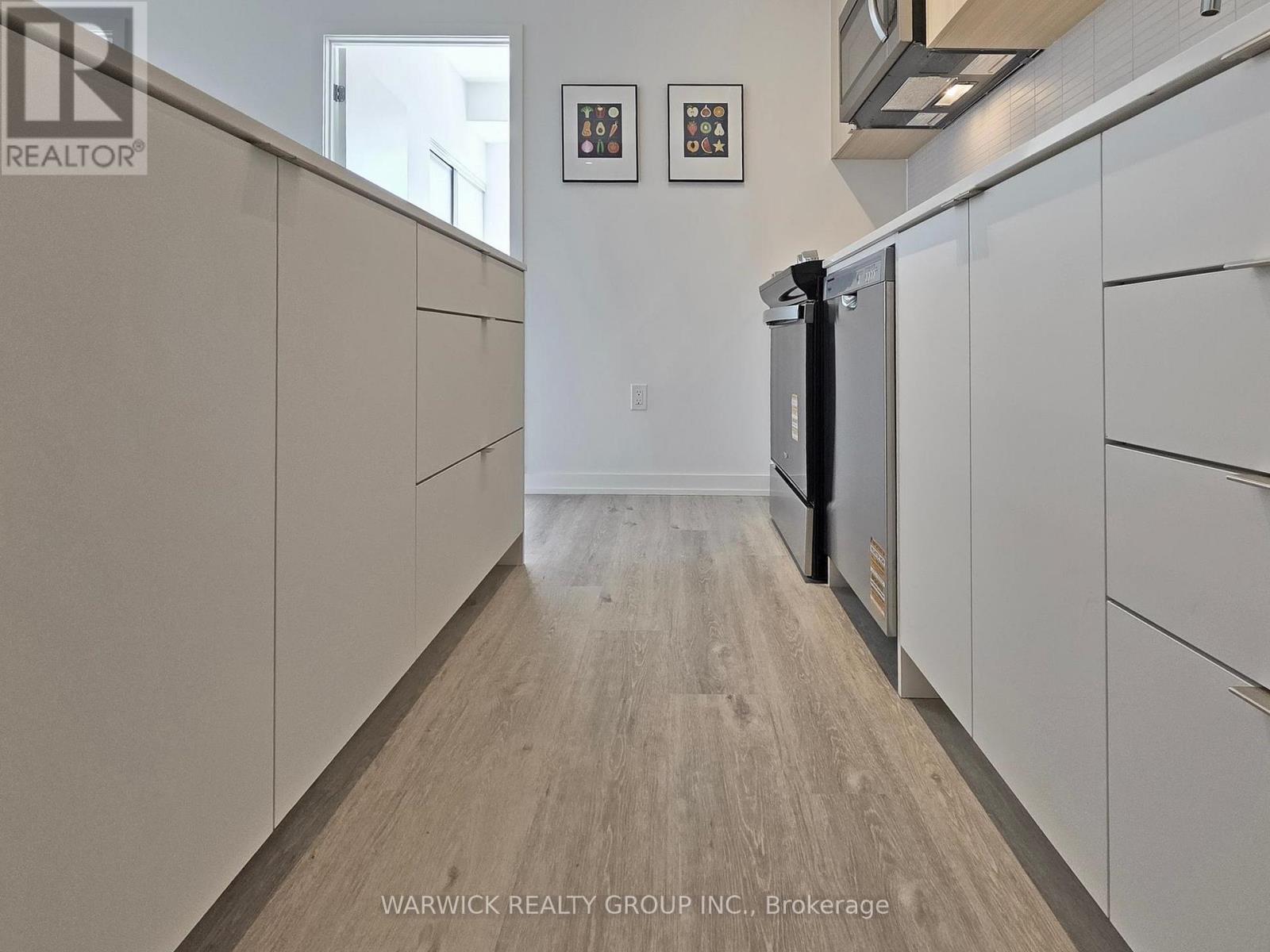 525 - 4365 Bloor Street W, Toronto, Ontario  M9C 1R3 - Photo 18 - W12529388