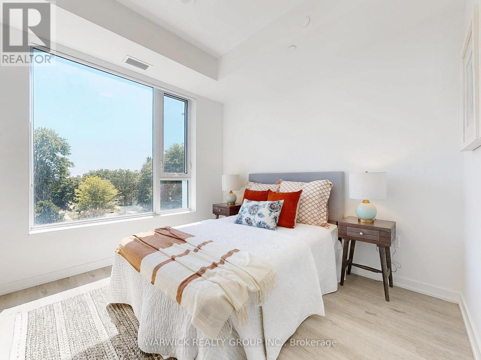 525 - 4365 Bloor Street W, Toronto, Ontario  M9C 1R3 - Photo 30 - W12529388