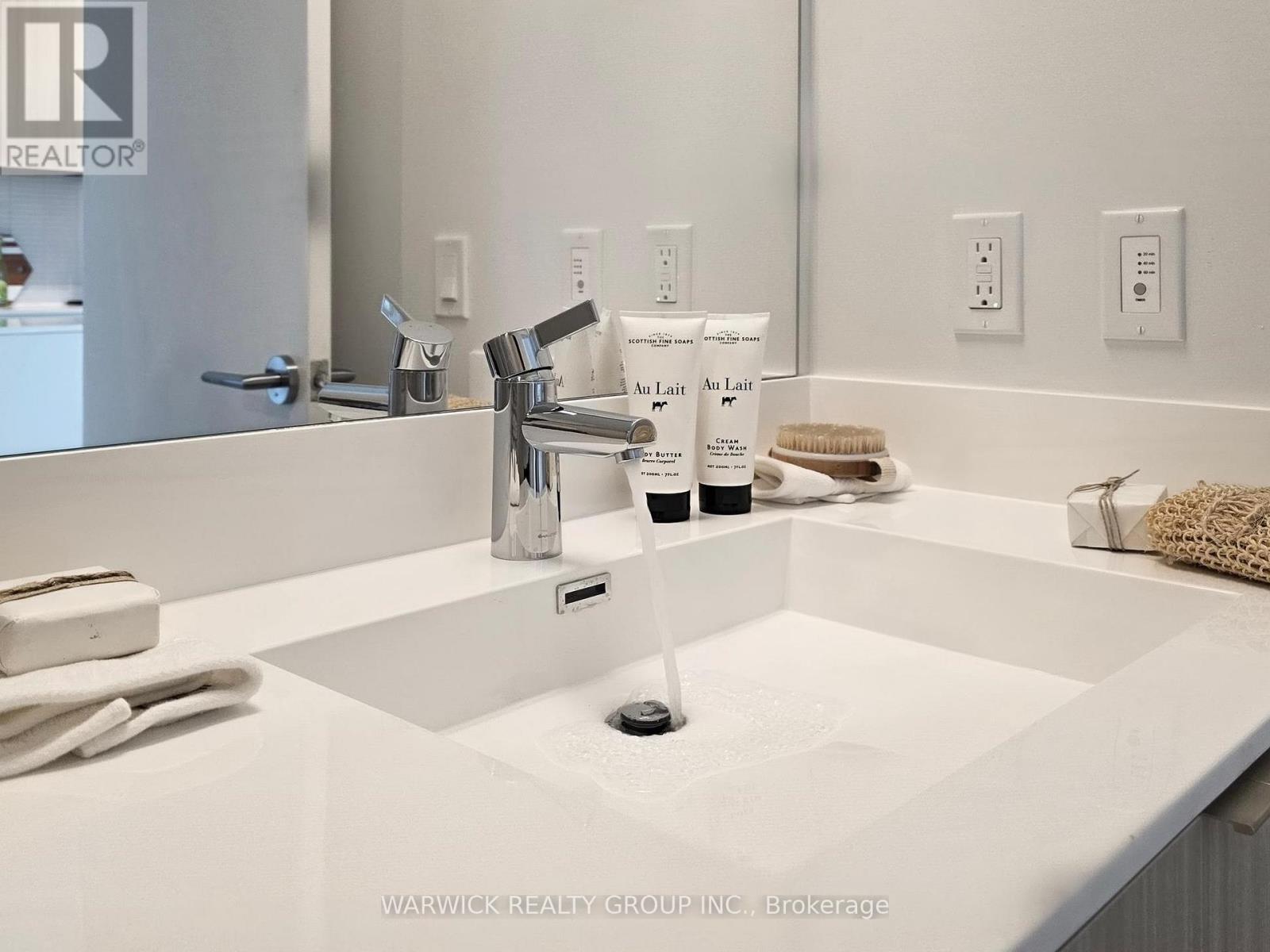 525 - 4365 Bloor Street W, Toronto, Ontario  M9C 1R3 - Photo 34 - W12529388