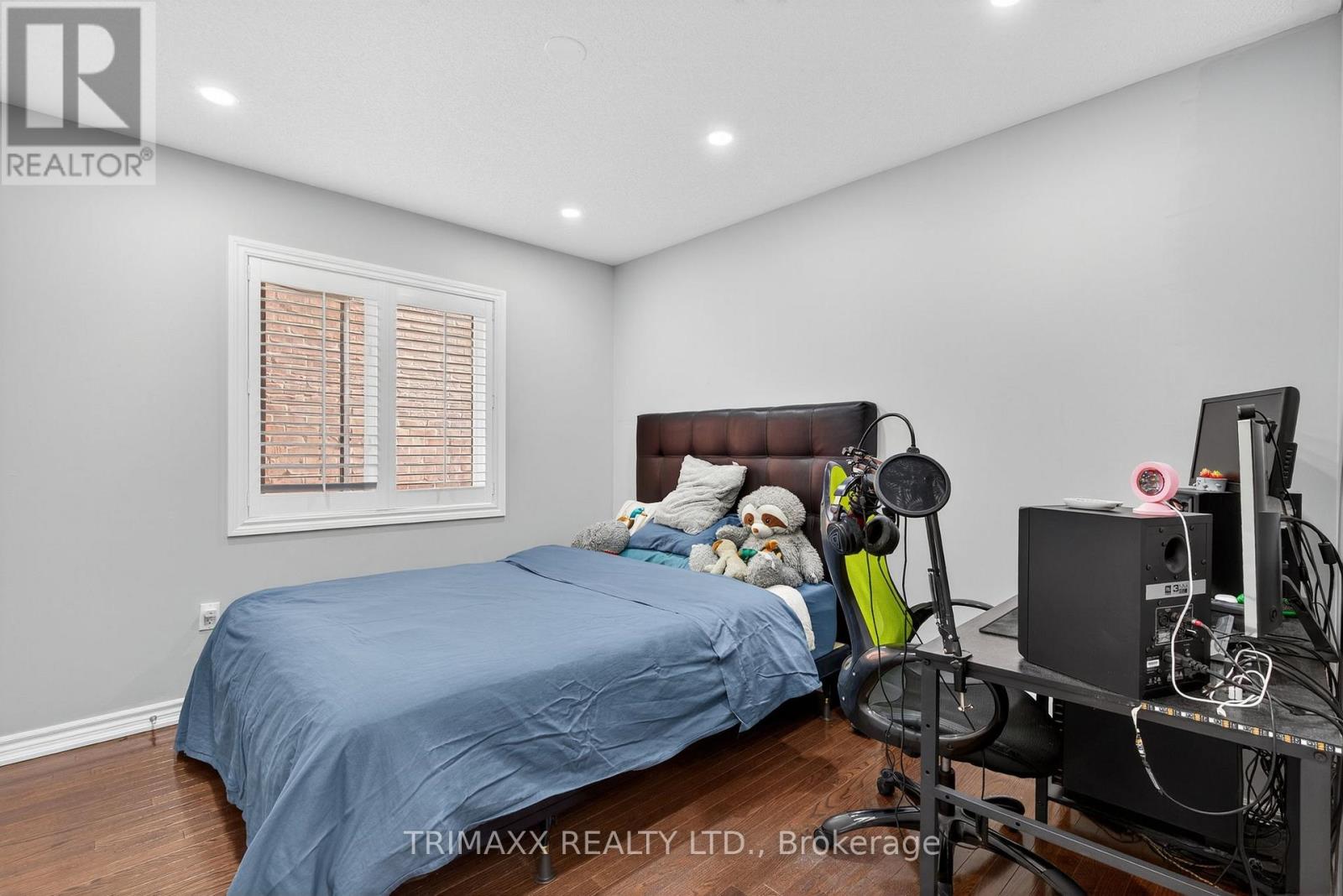 30 Learmont Avenue, Caledon, Ontario  L7C 3N3 - Photo 24 - W12529410