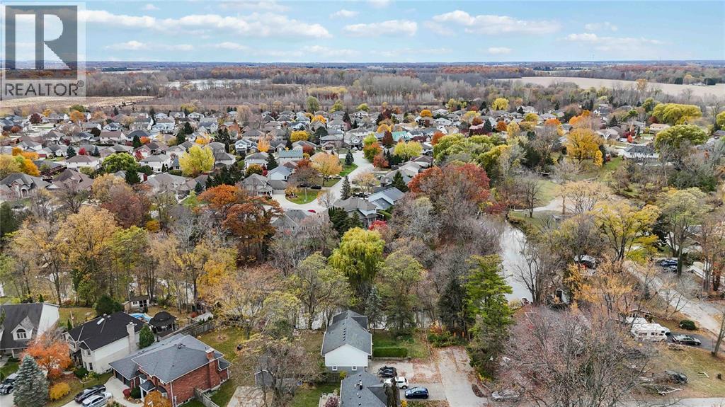 2006 Olive Avenue, Sarnia, Ontario  N0N 1C0 - Photo 47 - 25028452