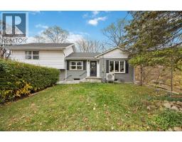 2006 Olive AVENUE, Sarnia, Ontario