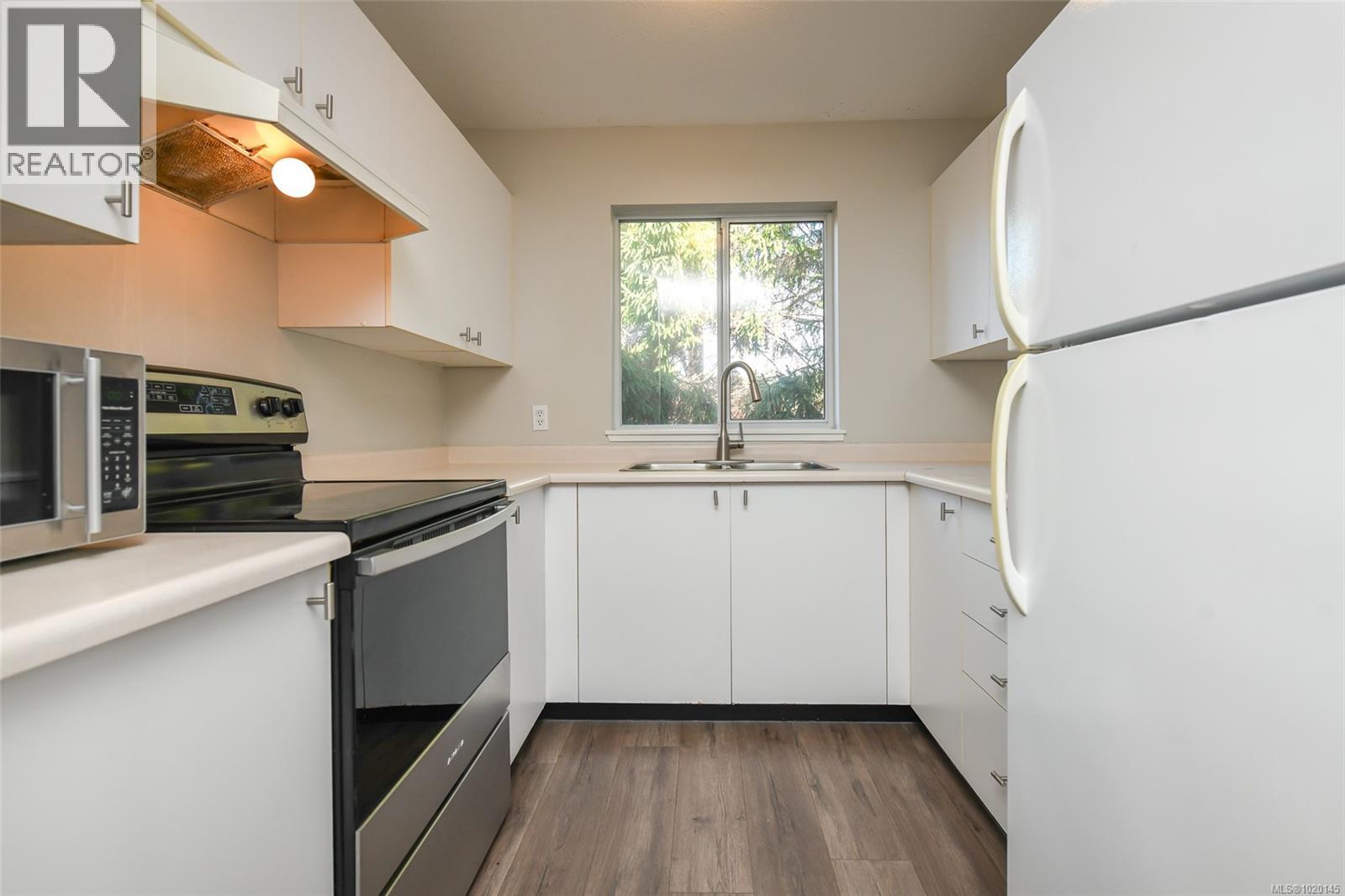 409 1050 Braidwood Rd, Courtenay, British Columbia  V9N 3R9 - Photo 8 - 1020145