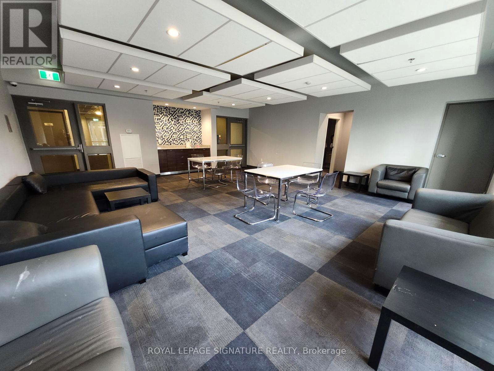 217 - 318 Spruce Street W, Waterloo, Ontario  N2L 3M7 - Photo 13 - X12529414