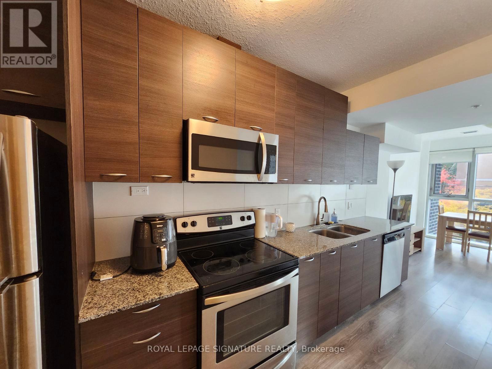 217 - 318 Spruce Street W, Waterloo, Ontario  N2L 3M7 - Photo 2 - X12529414