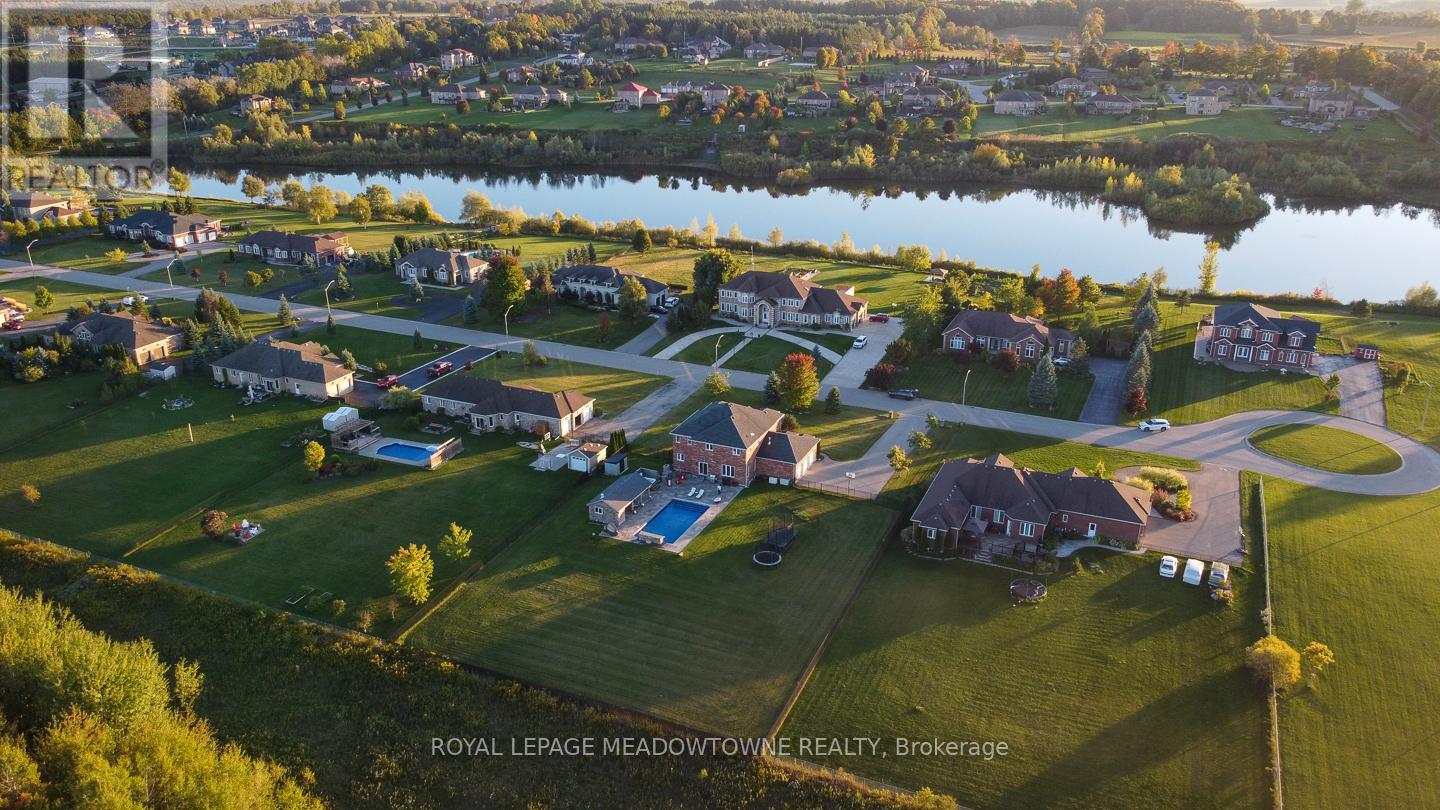 63 STEWART DRIVE, Erin, Ontario