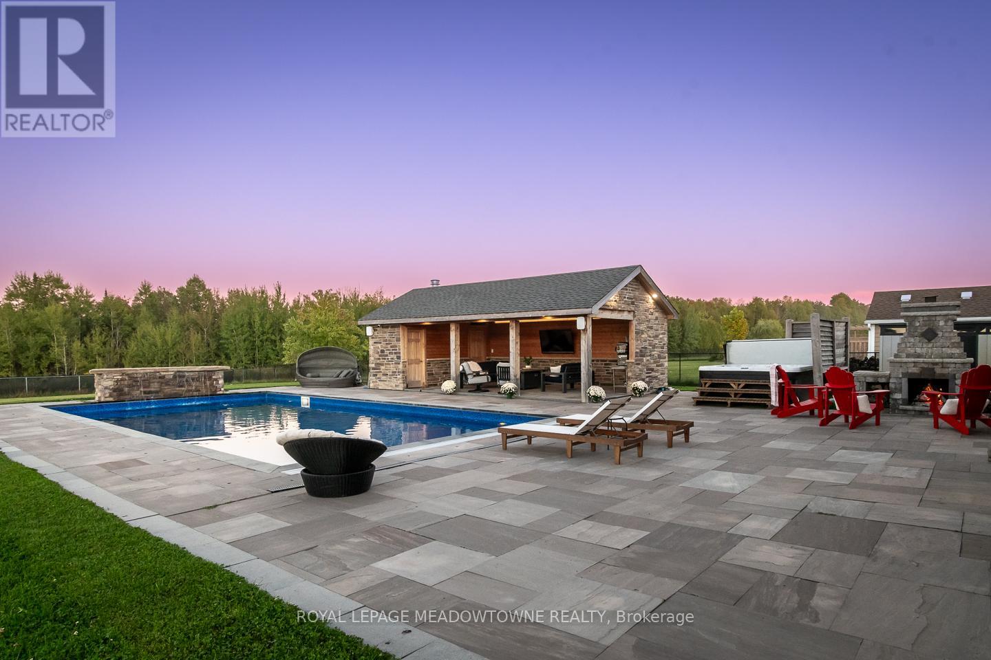 63 Stewart Drive, Erin, Ontario  N1H 6H7 - Photo 4 - X12529440