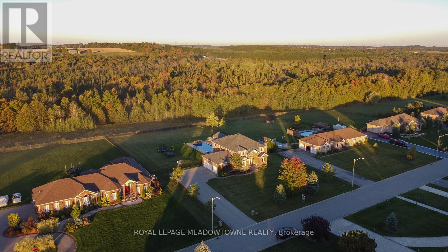 63 Stewart Drive, Erin, Ontario  N1H 6H7 - Photo 40 - X12529440