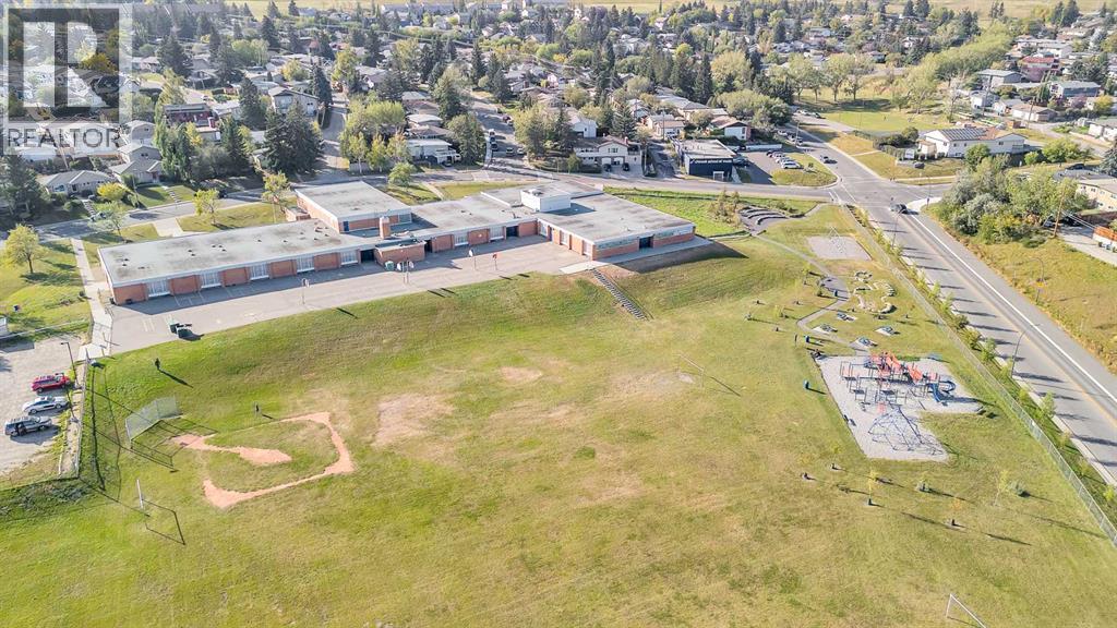 28 Hilton Avenue Nw, Calgary, Alberta  T2K 2H2 - Photo 46 - A2257158