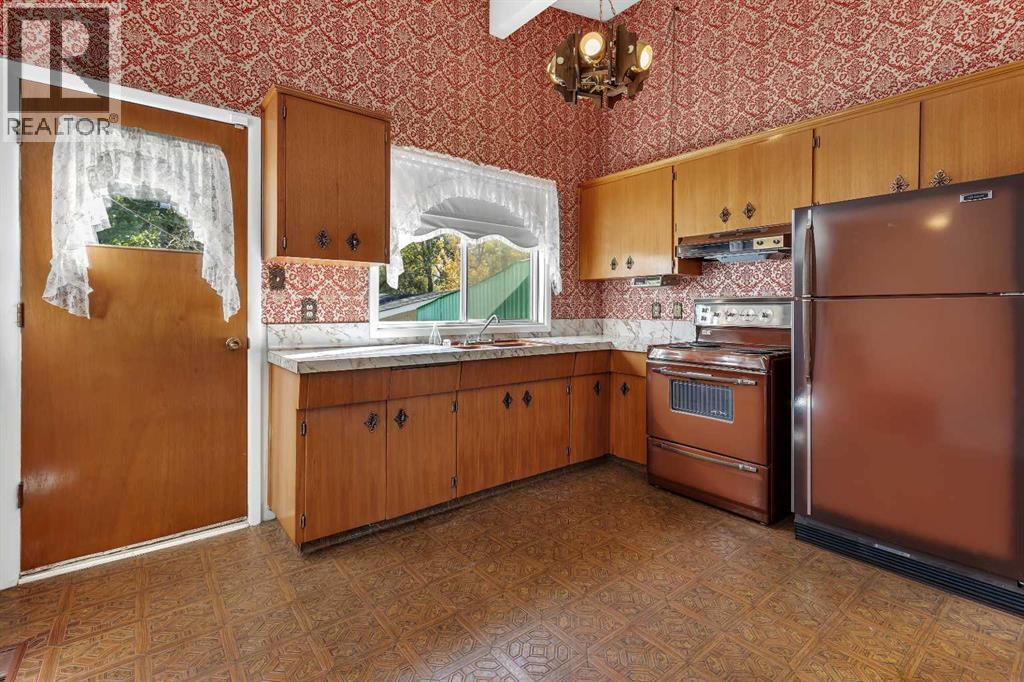 3224 Carol Drive Nw, Calgary, Alberta  T2L 0K6 - Photo 13 - A2262353