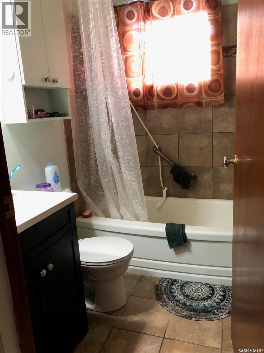 340 Kendall Street, Kamsack, Saskatchewan  S0A 1S0 - Photo 27 - SK023778