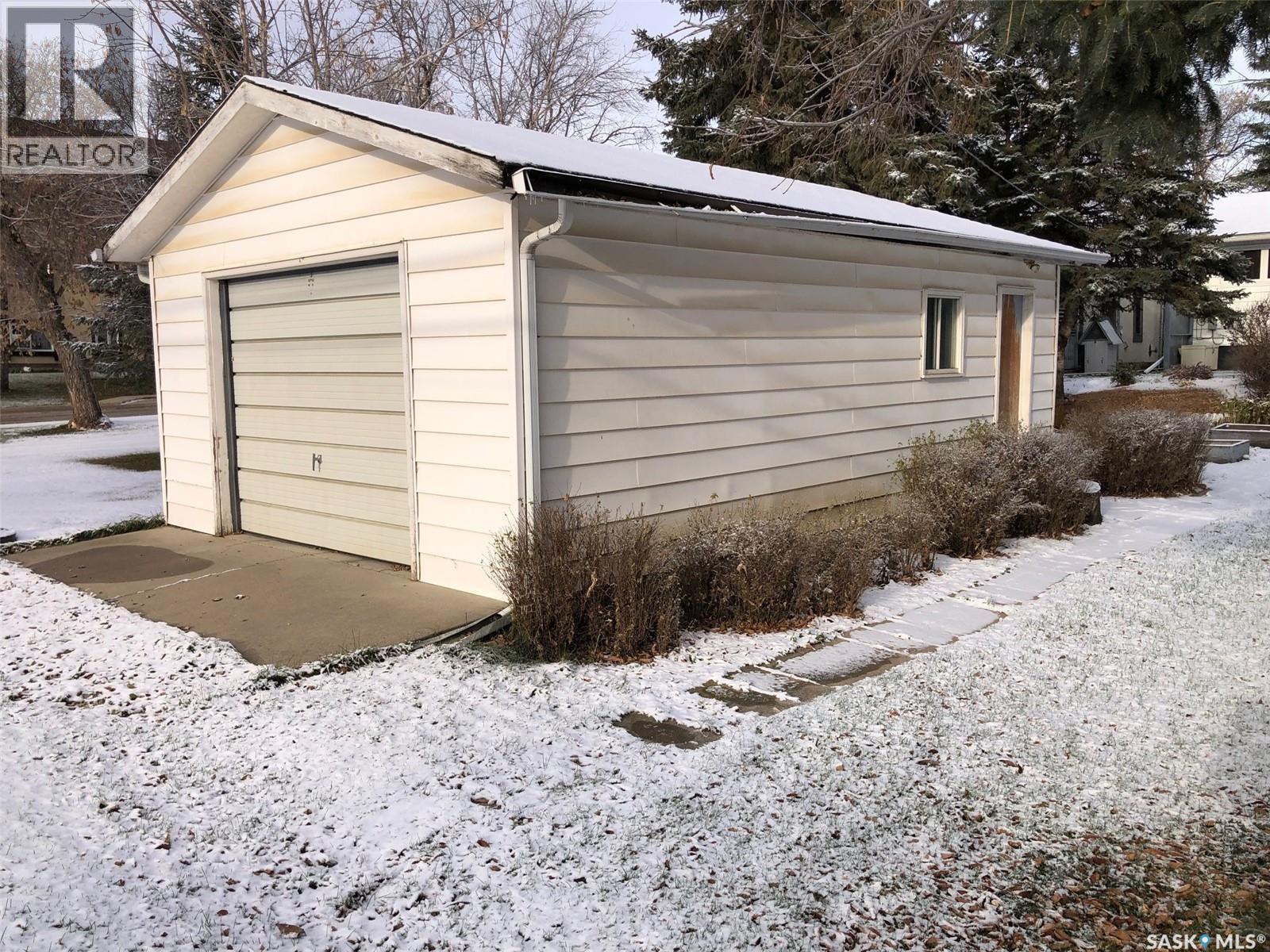 340 Kendall Street, Kamsack, Saskatchewan  S0A 1S0 - Photo 8 - SK023778