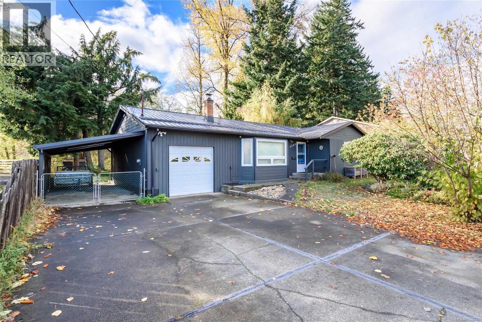 2245 Cousins Ave, Courtenay, British Columbia