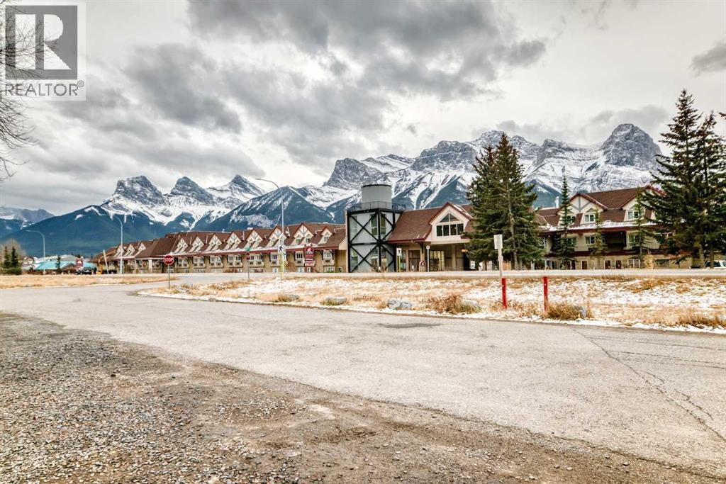 1, 1406 2nd Avenue, Canmore, Alberta  T1W 1M9 - Photo 31 - A2269599