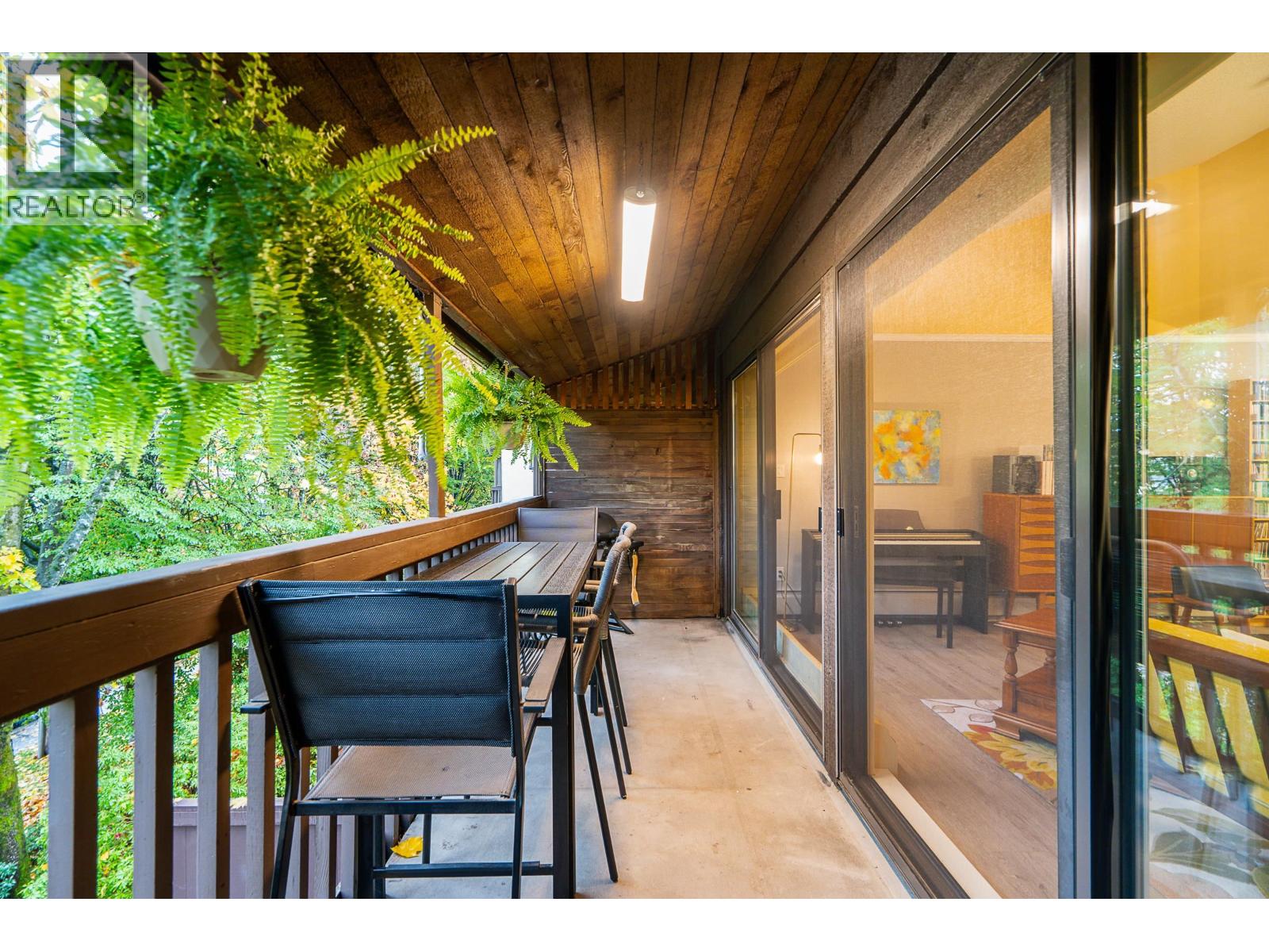 305 720 Eighth Avenue, New Westminster, British Columbia  V3M 2R3 - Photo 32 - R3066105