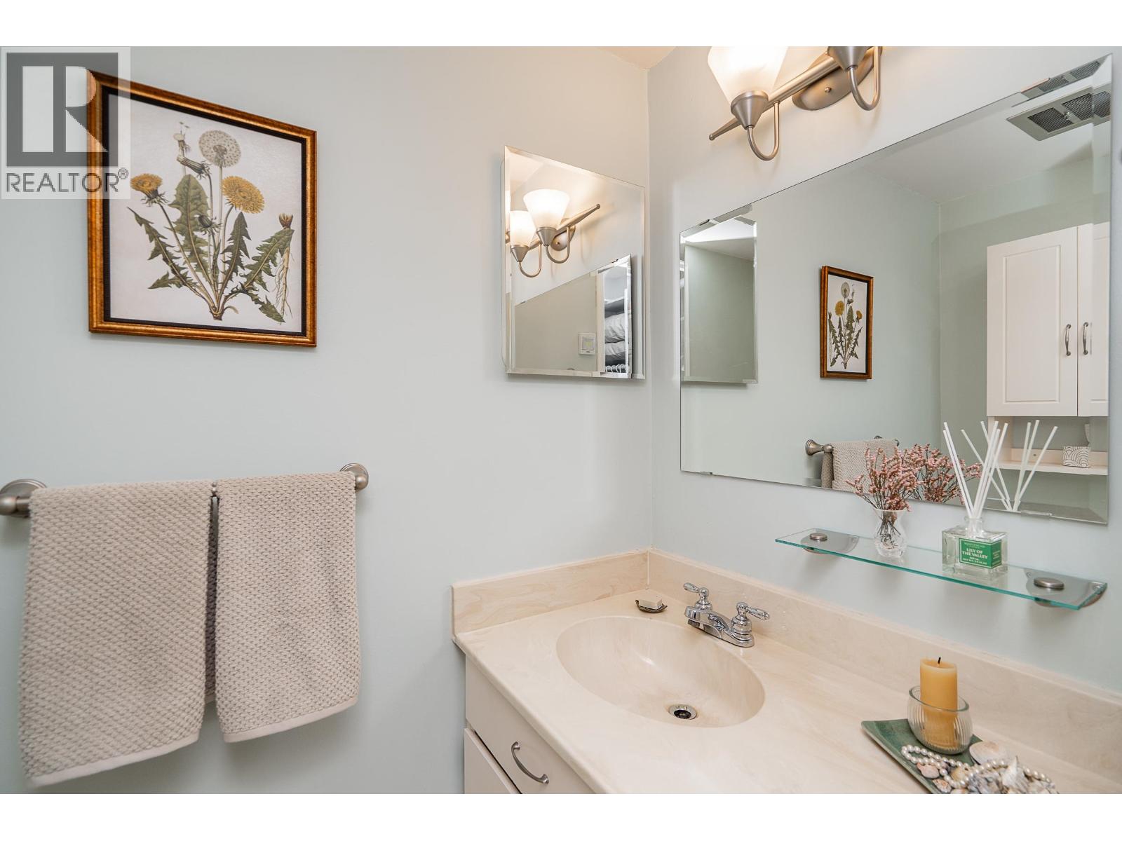 305 720 Eighth Avenue, New Westminster, British Columbia  V3M 2R3 - Photo 18 - R3066105