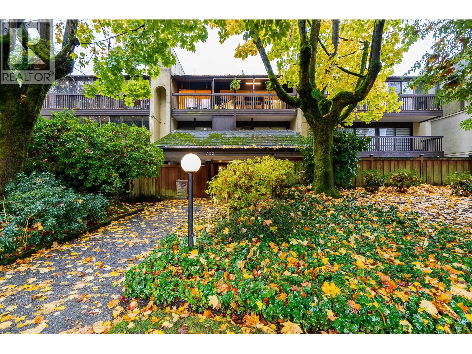 305 720 Eighth Avenue, New Westminster, British Columbia  V3M 2R3 - Photo 35 - R3066105