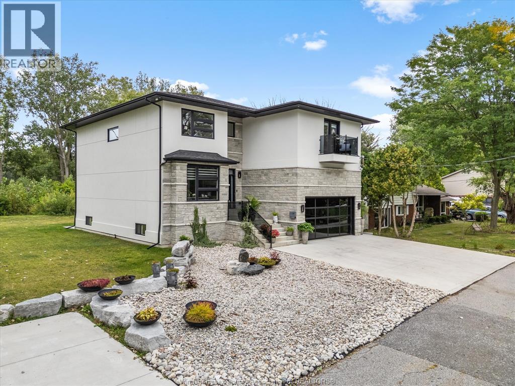 15 Major Boulevard, Lasalle, Ontario  N9J 1C6 - Photo 2 - 25028482