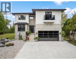 15 MAJOR BOULEVARD, LaSalle, Ontario