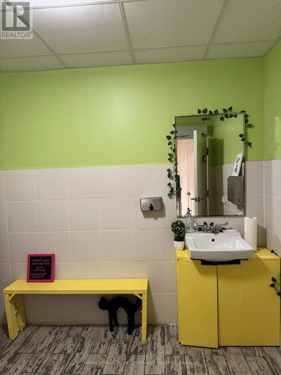 101 - 799 College Street, Toronto, Ontario  M6G 1C7 - Photo 25 - C12529490