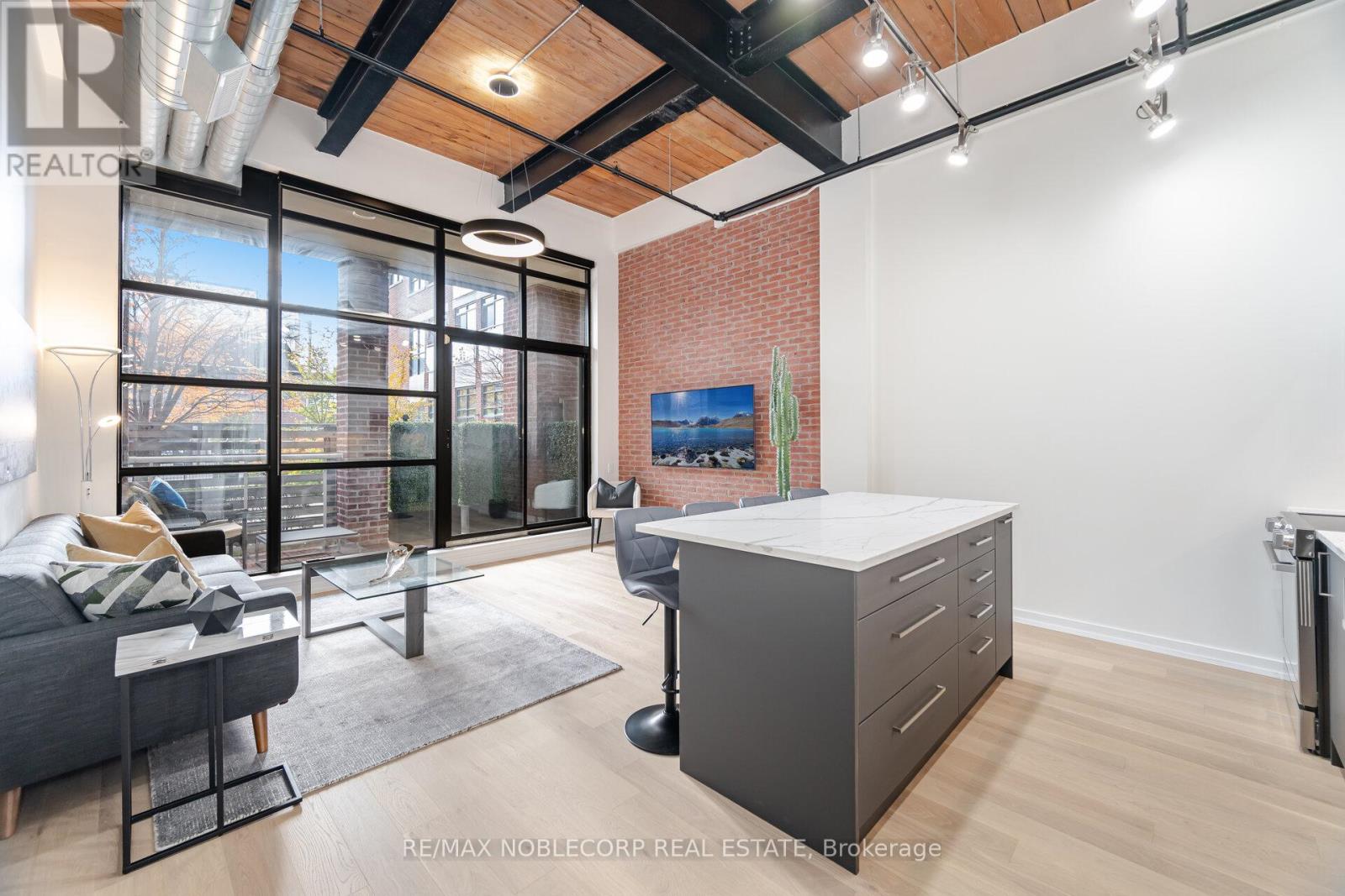 119 - 43 Hanna Avenue, Toronto, Ontario  M6K 1X1 - Photo 2 - C12529504