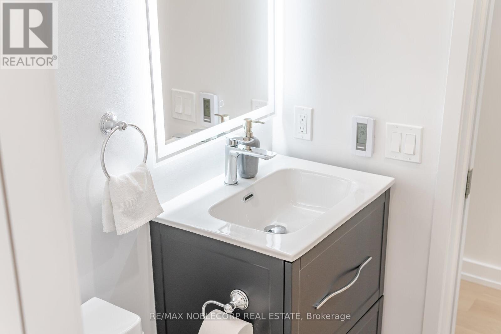 119 - 43 Hanna Avenue, Toronto, Ontario  M6K 1X1 - Photo 21 - C12529504