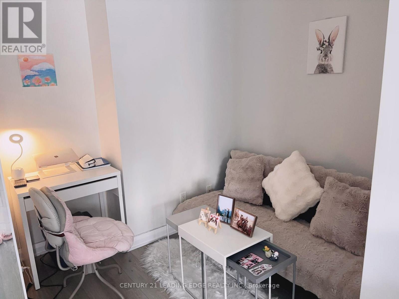 1704 - 155 Yorkville Avenue, Toronto, Ontario  M5R 0B4 - Photo 11 - C12529552