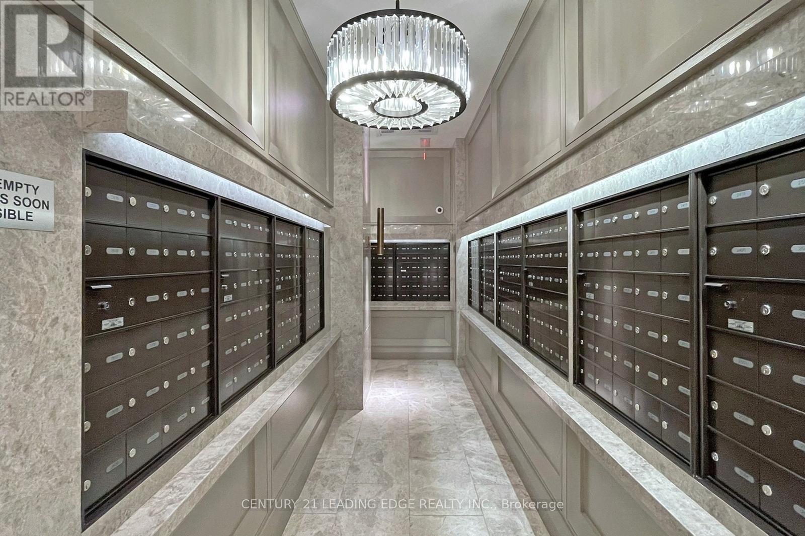 1704 - 155 Yorkville Avenue, Toronto, Ontario  M5R 0B4 - Photo 15 - C12529552